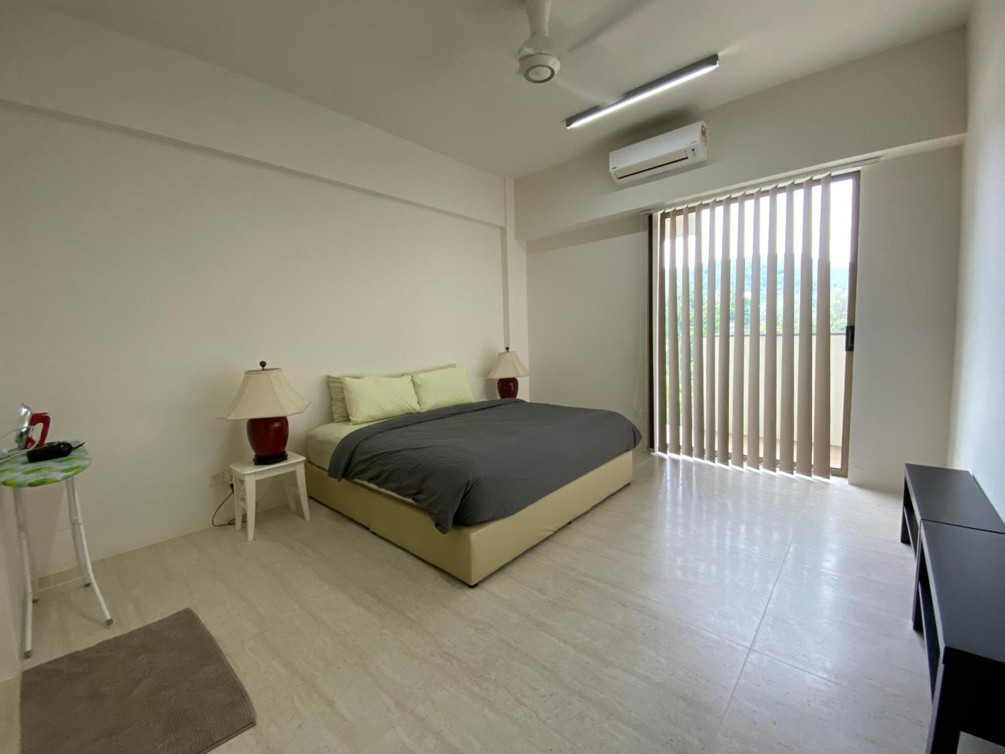 By The Sea @ Cozy Beachfront Home Batu Feringgi Ngoại thất bức ảnh