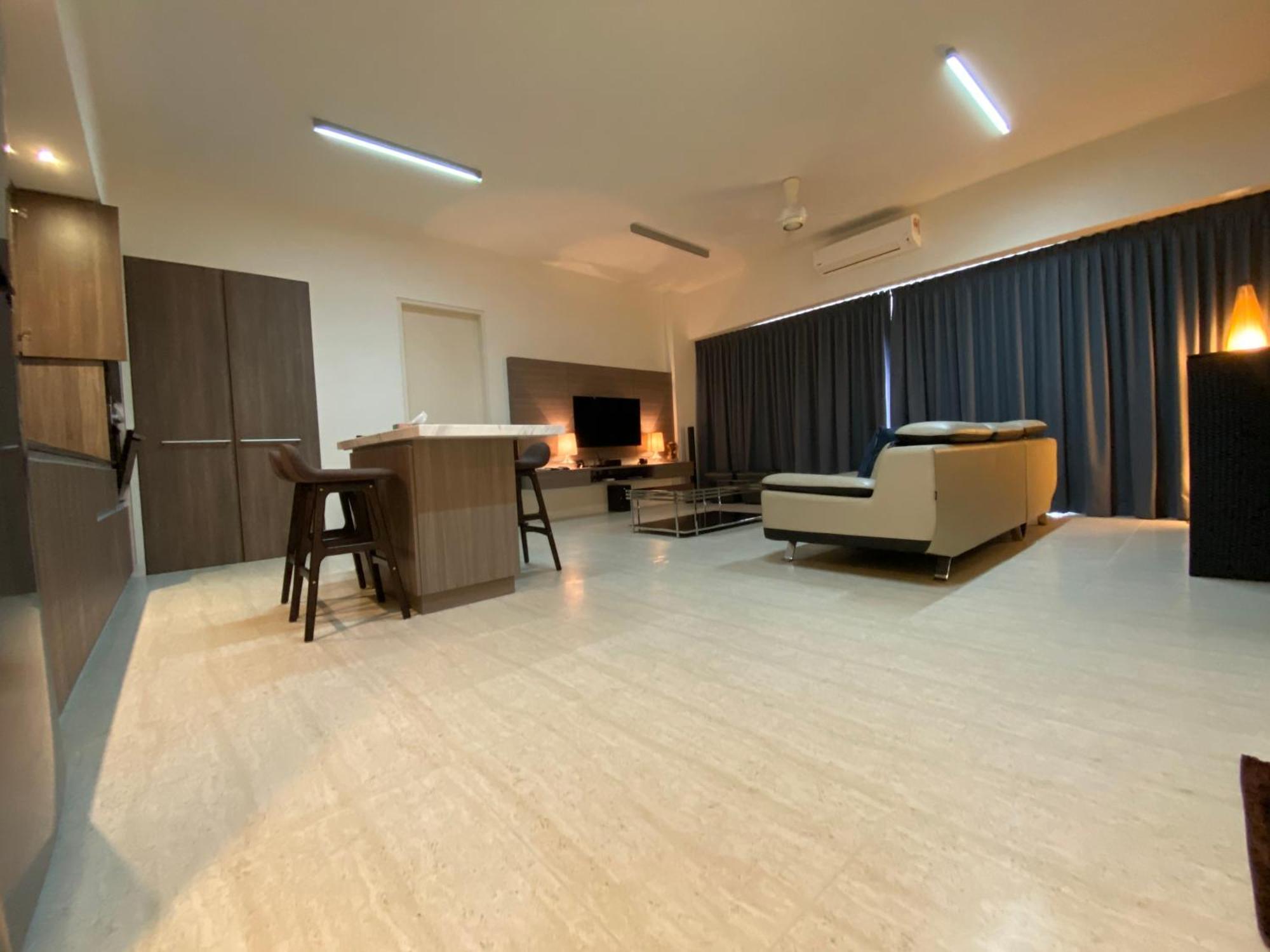 By The Sea @ Cozy Beachfront Home Batu Feringgi Ngoại thất bức ảnh