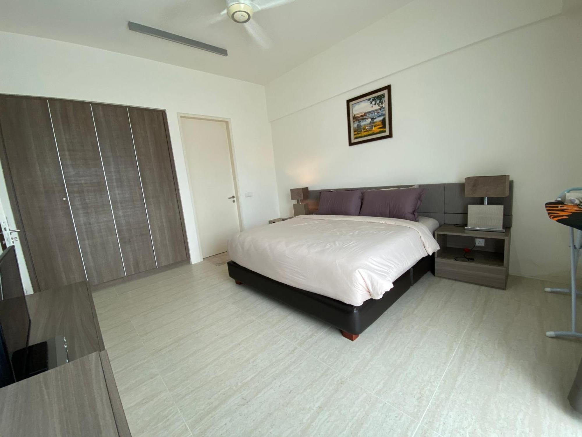 By The Sea @ Cozy Beachfront Home Batu Feringgi Ngoại thất bức ảnh