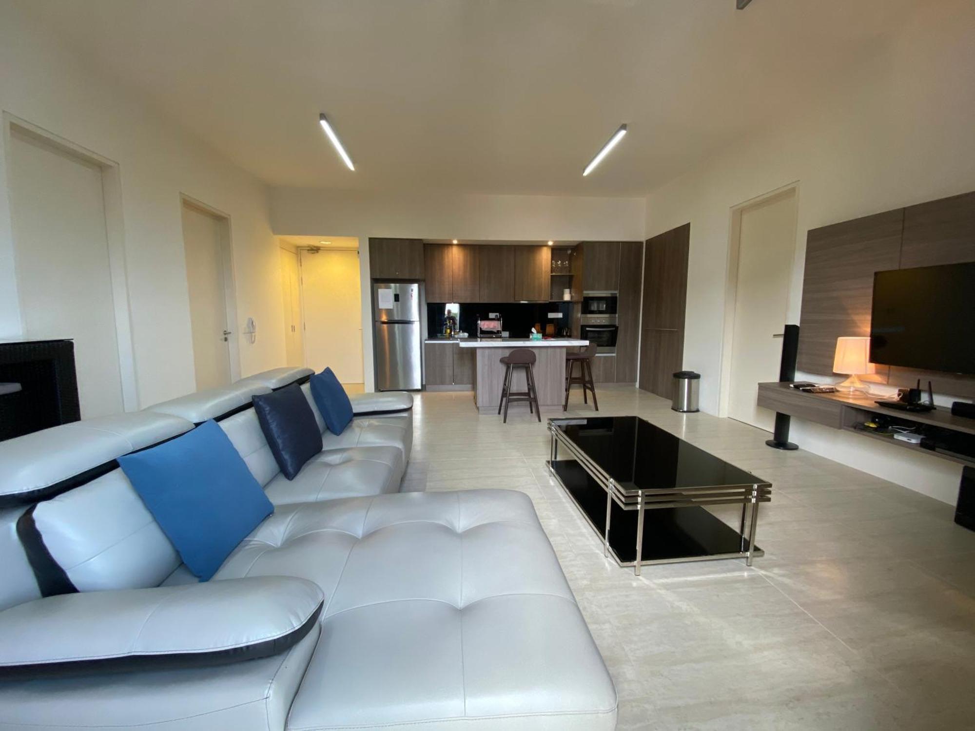 By The Sea @ Cozy Beachfront Home Batu Feringgi Ngoại thất bức ảnh