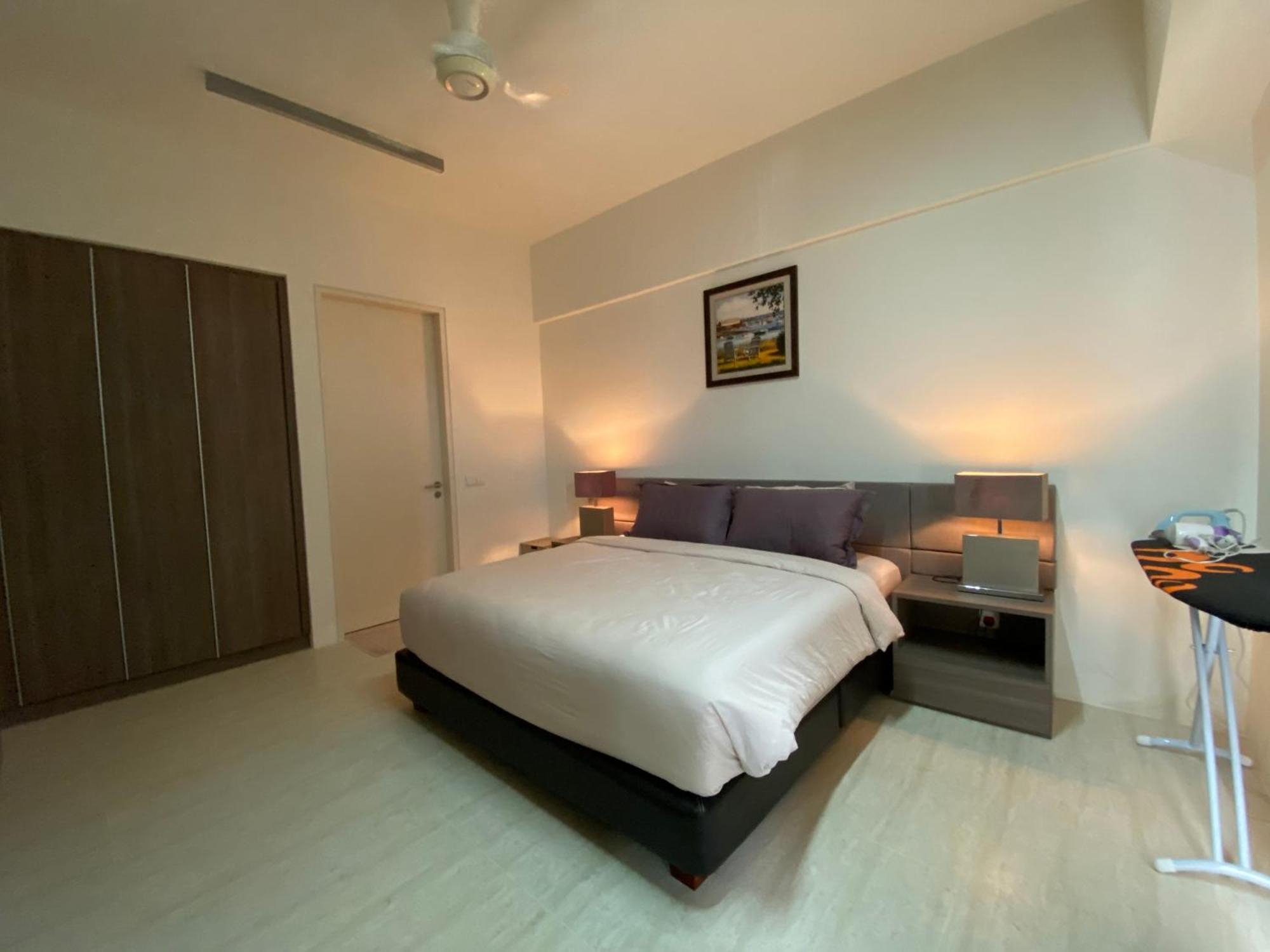By The Sea @ Cozy Beachfront Home Batu Feringgi Ngoại thất bức ảnh