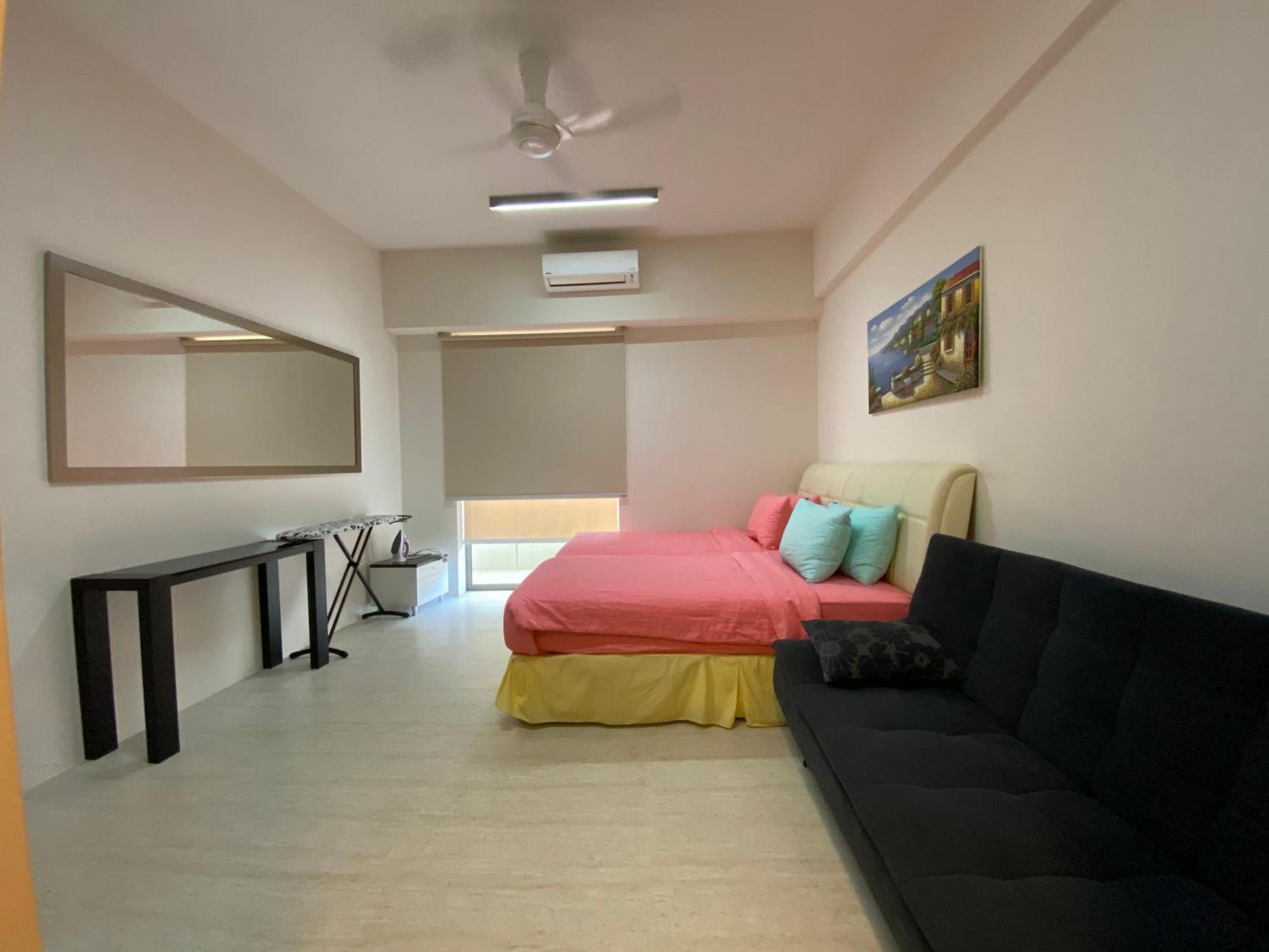 By The Sea @ Cozy Beachfront Home Batu Feringgi Ngoại thất bức ảnh
