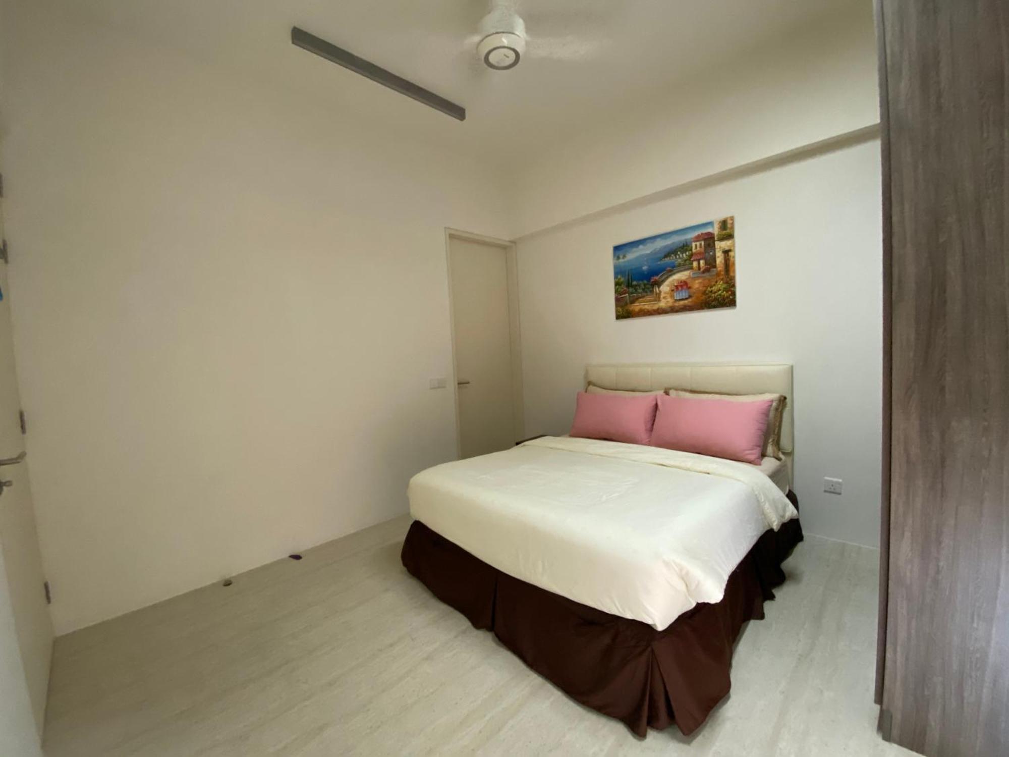 By The Sea @ Cozy Beachfront Home Batu Feringgi Ngoại thất bức ảnh