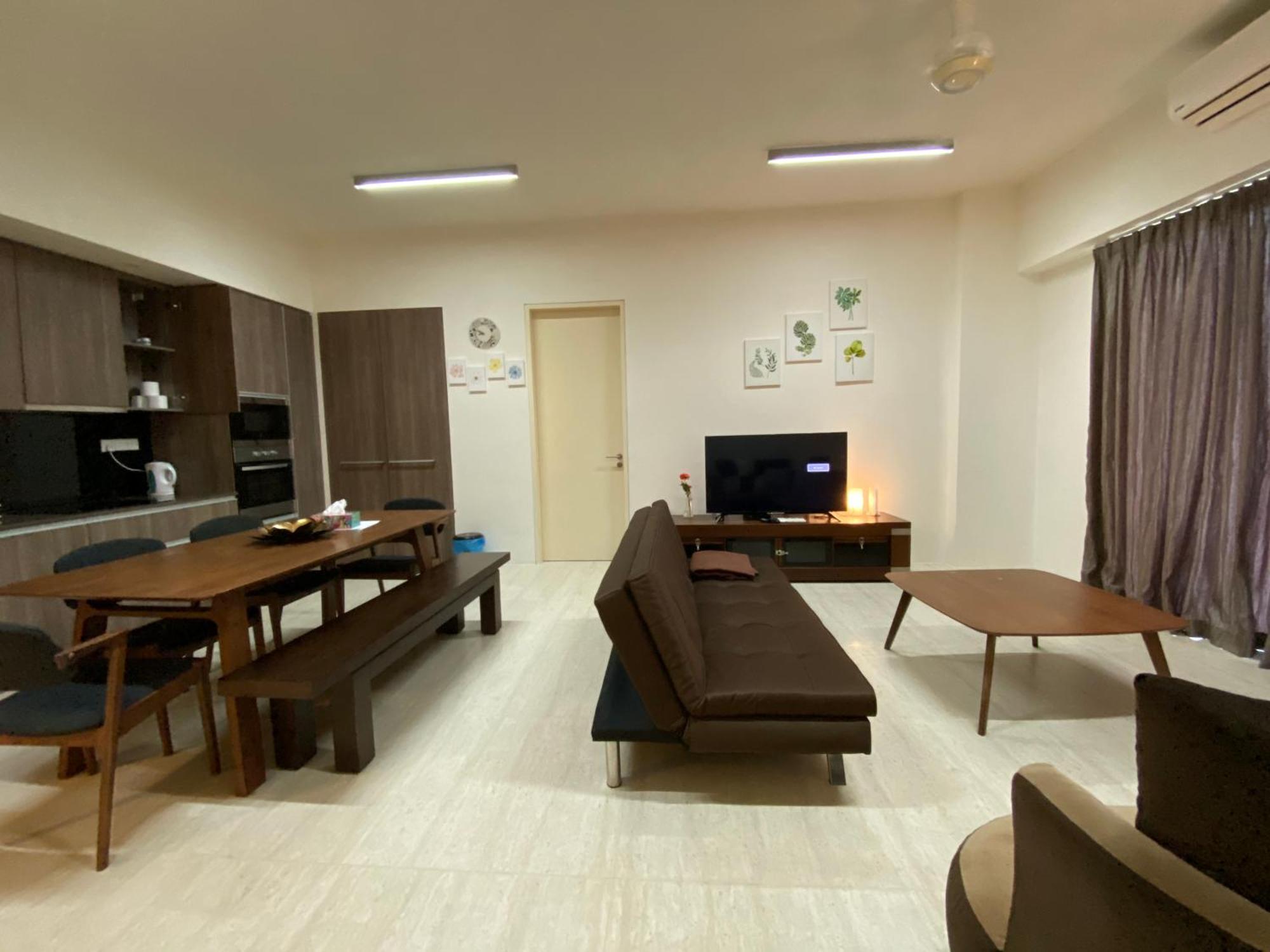 By The Sea @ Cozy Beachfront Home Batu Feringgi Ngoại thất bức ảnh