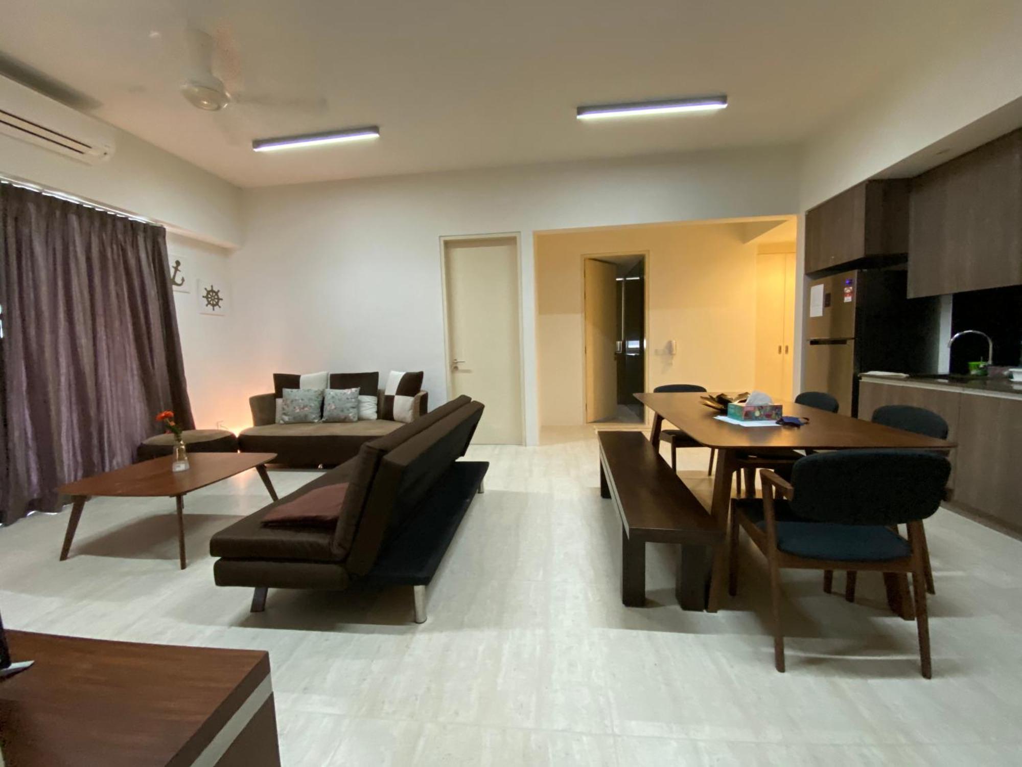 By The Sea @ Cozy Beachfront Home Batu Feringgi Ngoại thất bức ảnh